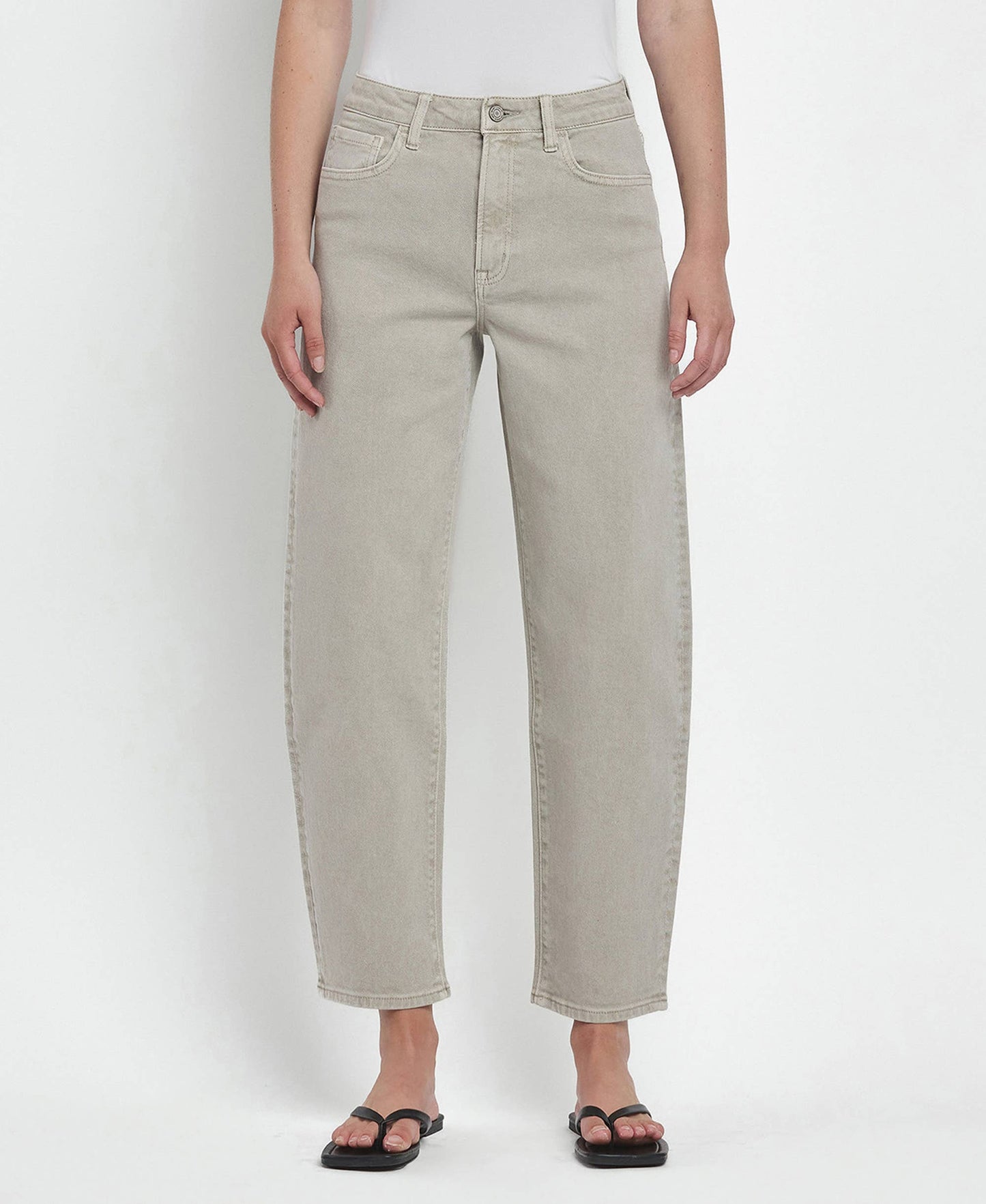 High Rise Slim Barrel Jean