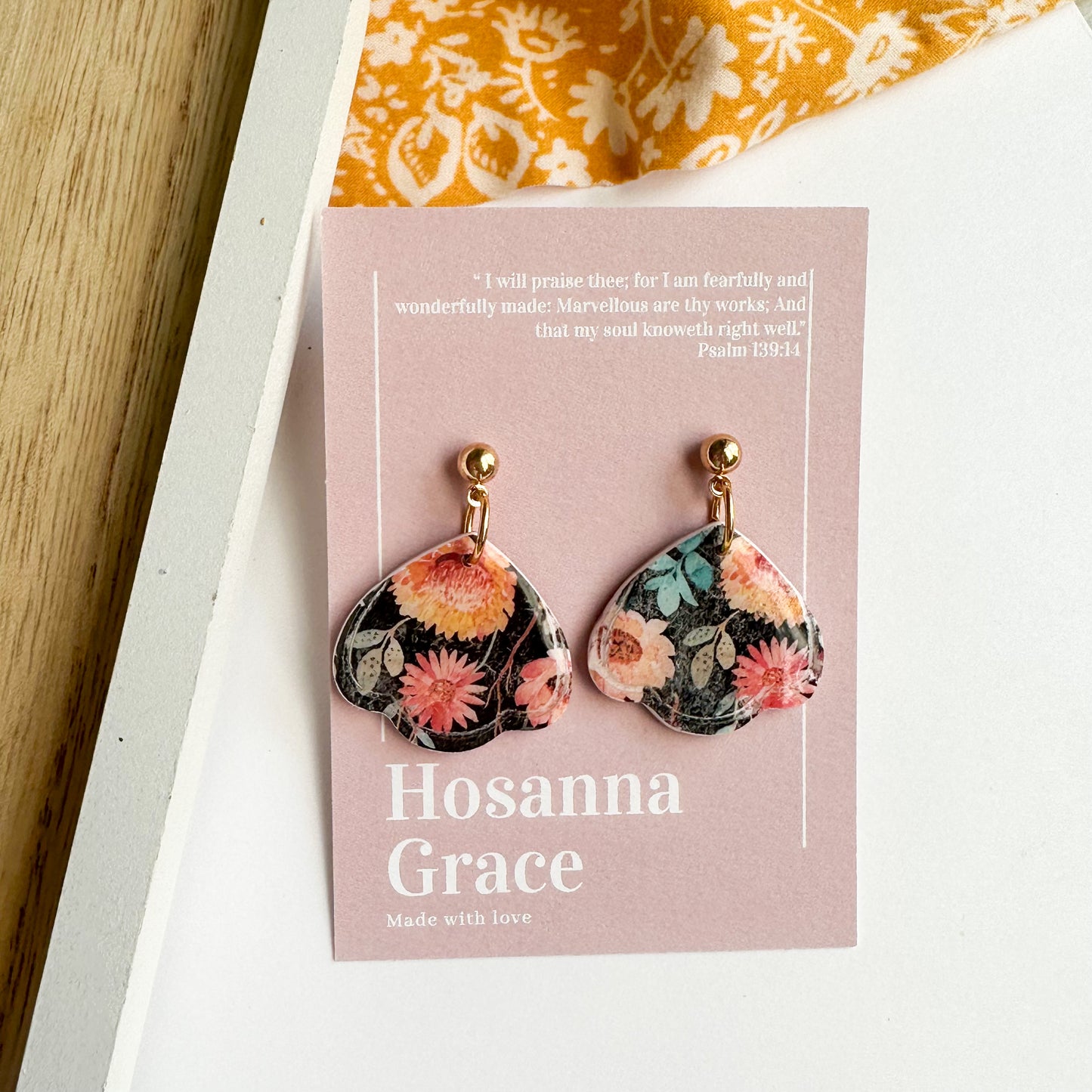 Floral Clay Scalloped Earrings