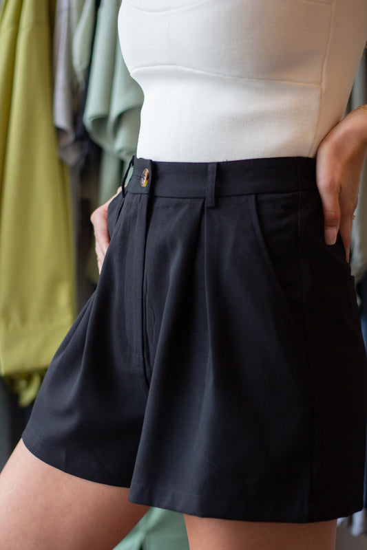 Woven Pleated Shorts