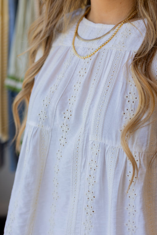 Floral Embroidered Sleeveless Blouse