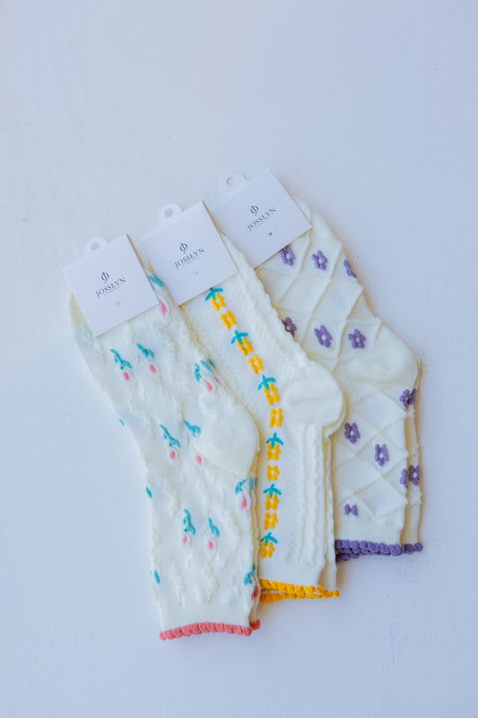 Embroidered Texture Crew Sock