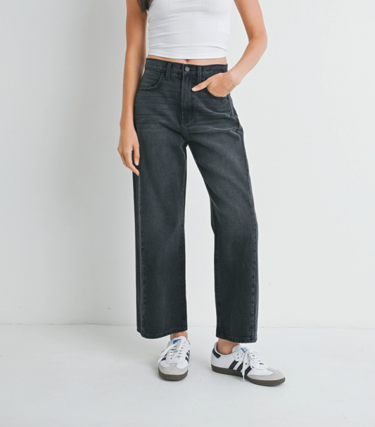 Twisted Barrel Jeans