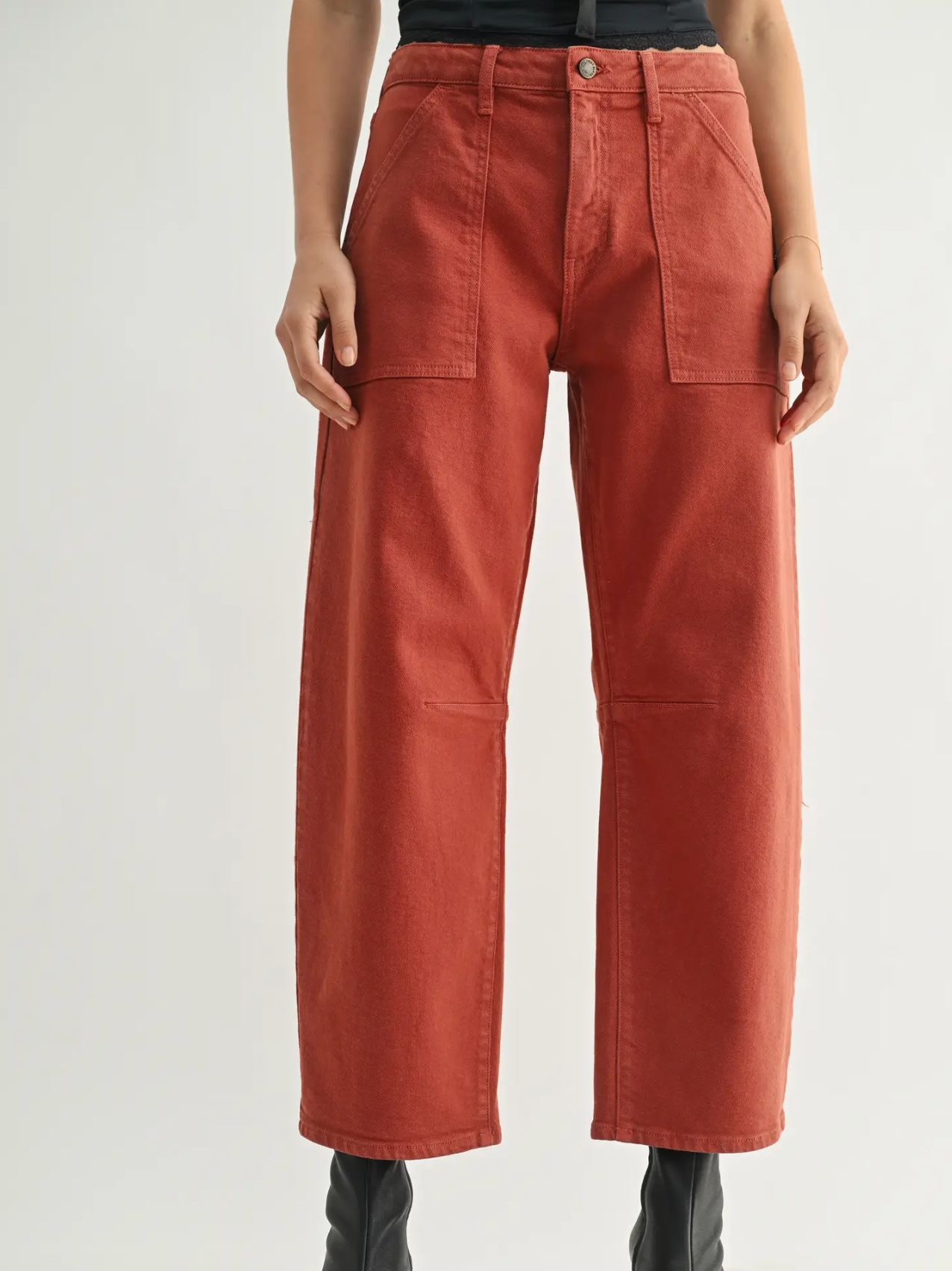 Utility Seamed Barrel Jeans