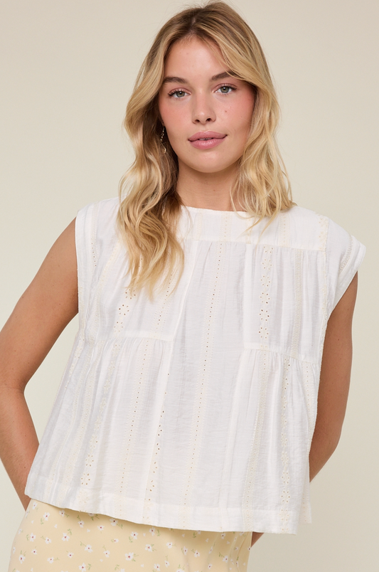 Floral Embroidered Sleeveless Blouse