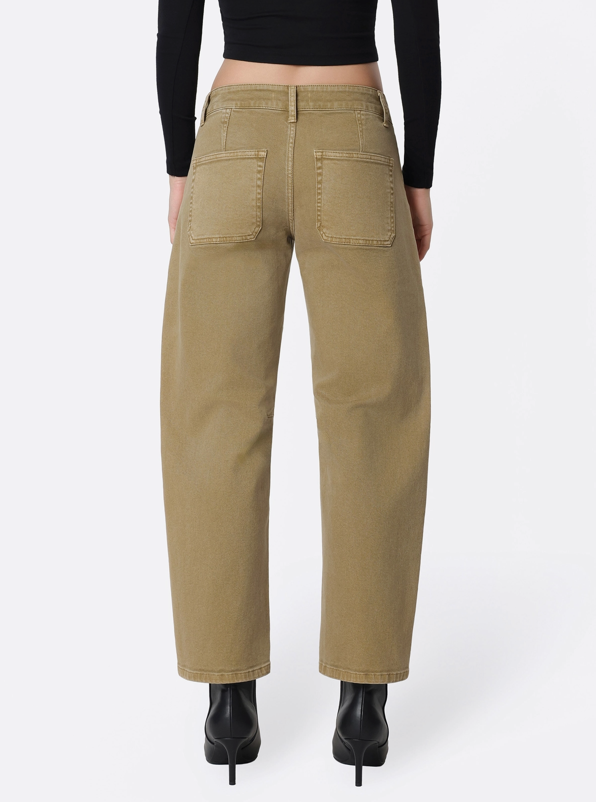 Utility Low Rise Barrel Jeans