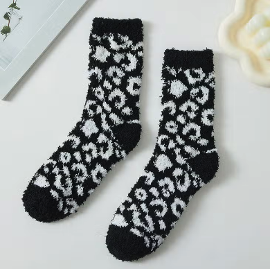Leopard Patterned Winter Socks